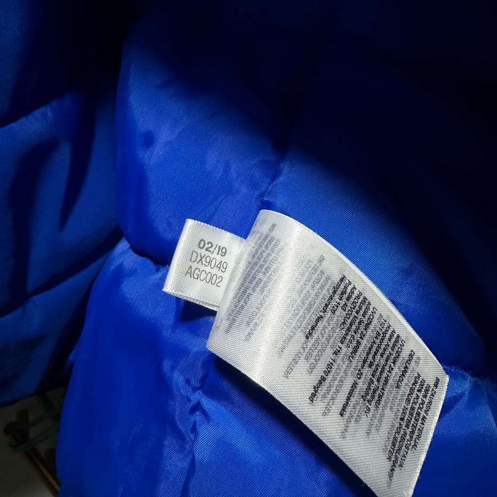 Manchester United Adidas Jacket - Picture 4 of 8